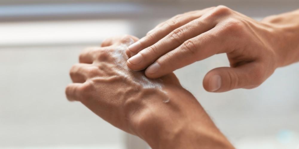 best mens hand moisturizer